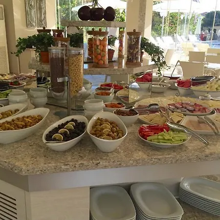 & (adults Only) Szálloda 4*