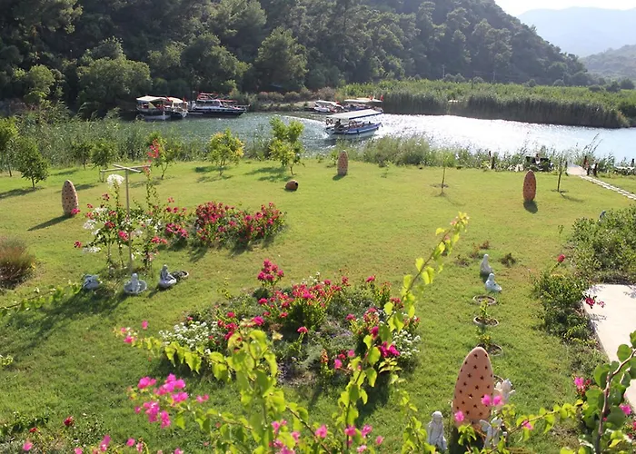 Hotel & (adults Only)