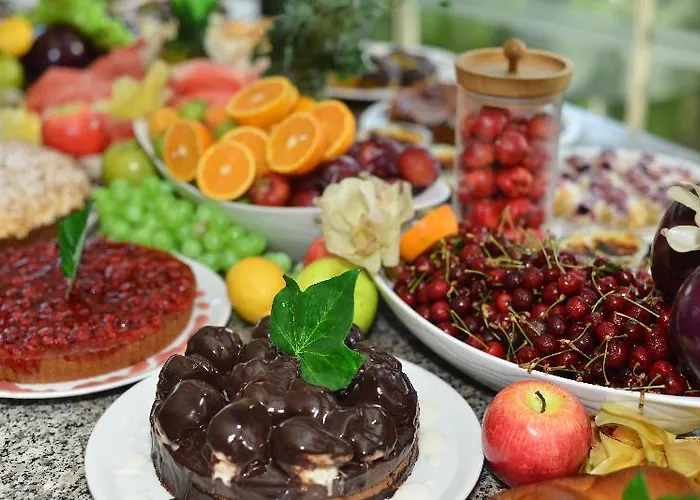 & (adults Only) מלון 4*