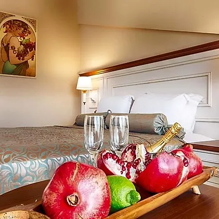 & (adults Only) Hotel 4*