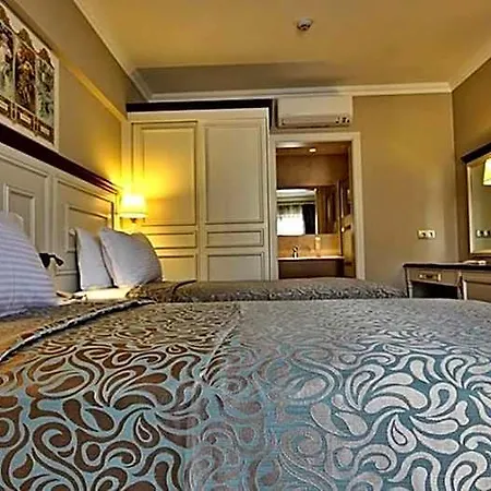 Hotel & (adults Only) 4*