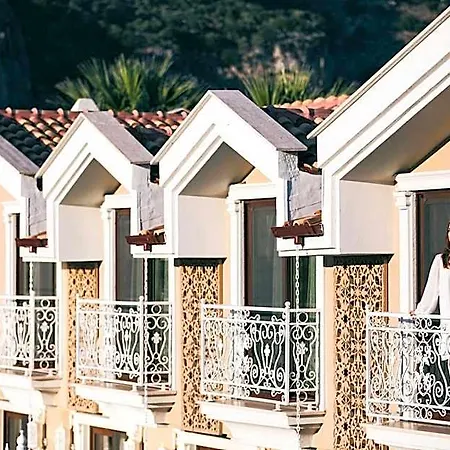 & (adults Only) Hotel 4*