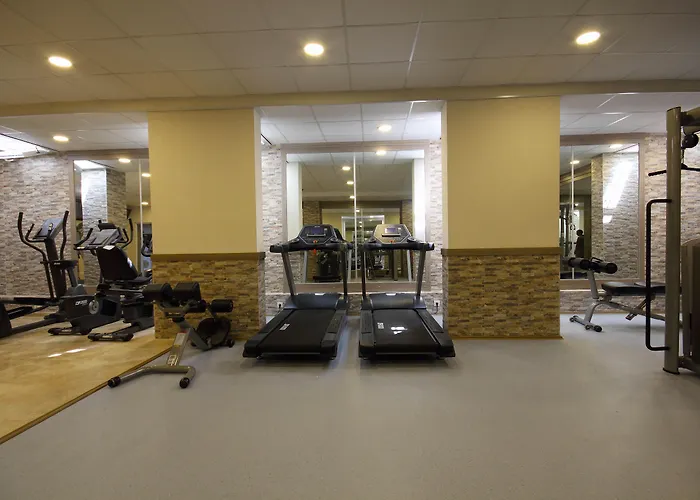 Otel & (adults Only)