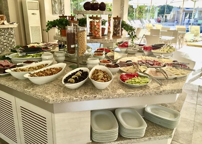 Otel & (adults Only)